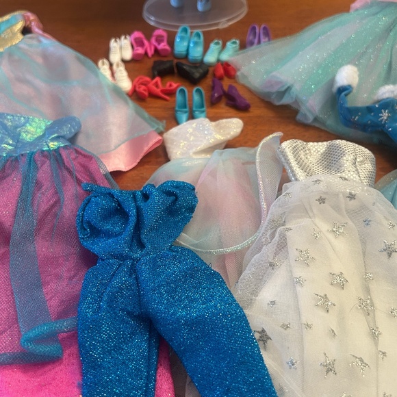 Barbie Swan Lake AA Odette - Picture 5 of 10